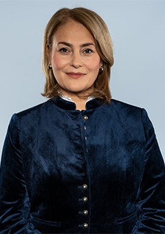 Dr. Csibi Krisztina portréja