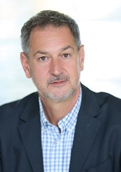 Dr. Koncz Áron portréja