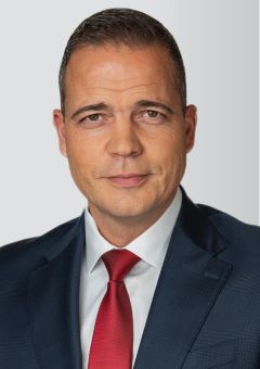 Fotó: Nemzeti Választási Iroda · jelölti portré Witzmann Mihály portréja