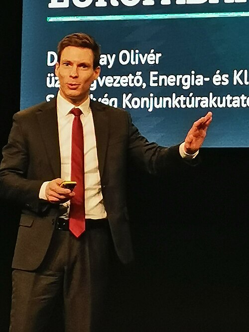 Hortay Olivér portréja